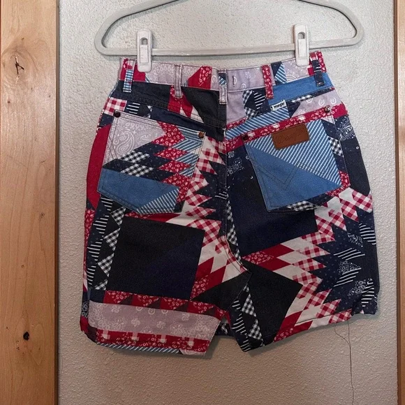 Wrangler skirt - Picture 5 of 5